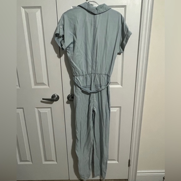 Noisy May Chambray jumpsuit with belt. - Picture 5 of 7